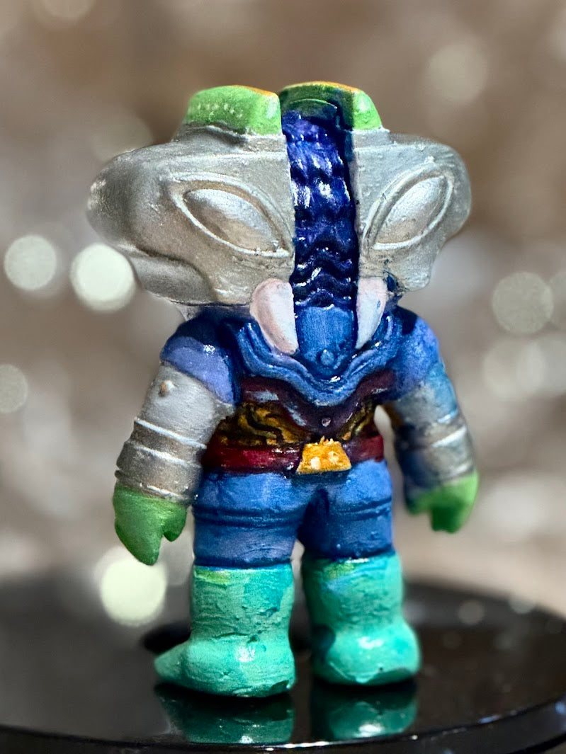 Dwokk EV 1/7 - Hand-Painted Resin Art Figurine by Starstew