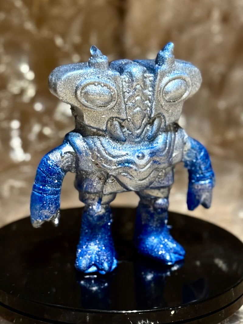 Toasticle EVRC 6/10 - Hand-cast and hand-painted Sculpture by Starstew