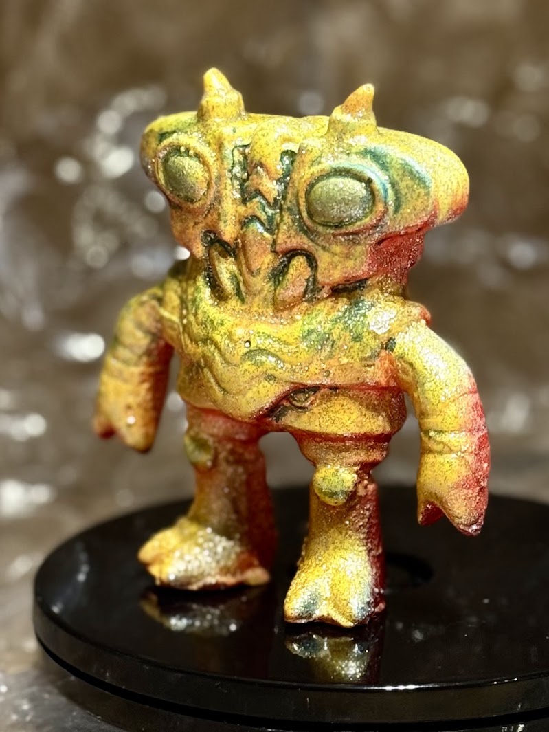 Toasticle EVRC 5/10 - Hand-cast and hand-painted Sculpture by Starstew