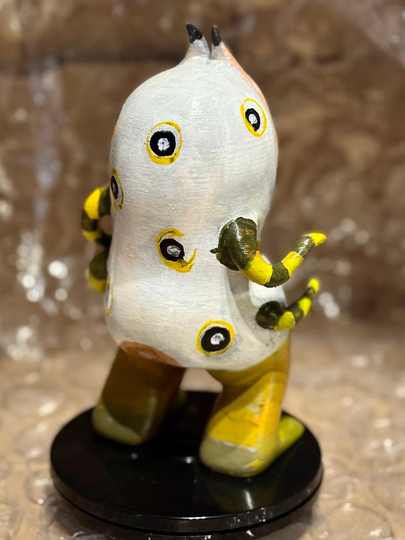 Yonkai EV 1/3 - Hand-painted 6" figurine by Starstew