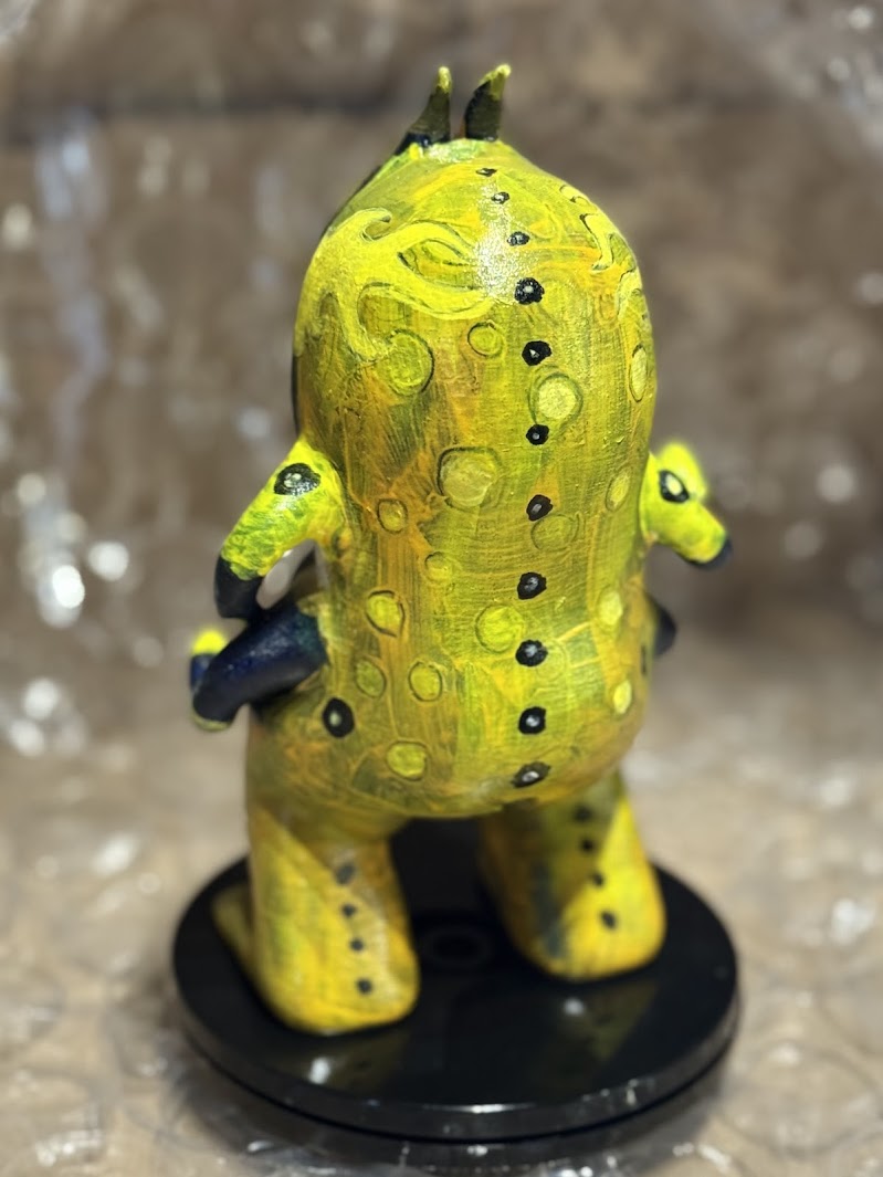 Yonkai EV 2/3 - Hand-painted 6" figurine by Starstew