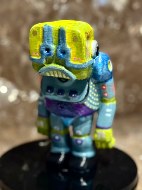 Slumptoid EV 1/3 -- hand-painted 6" robot figurine by Starstew