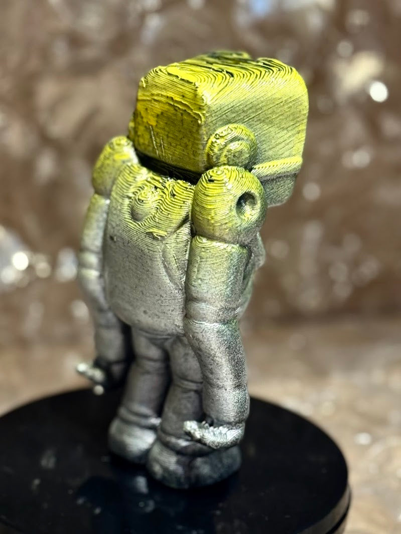 Slumptoid EV 3/3 -- hand-painted 6" robot figurine by Starstew